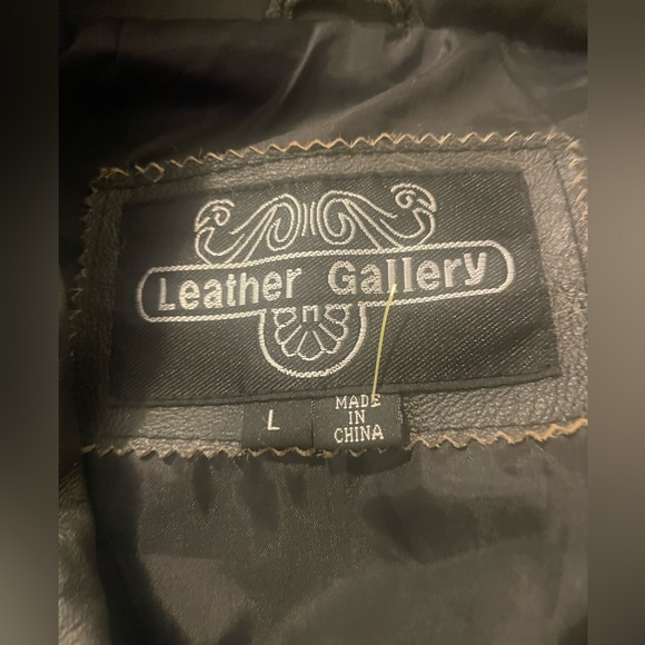 Leather Gallery     Leather Black Jacket   Braiding Throughout  Size Lg - Picture 7 of 7